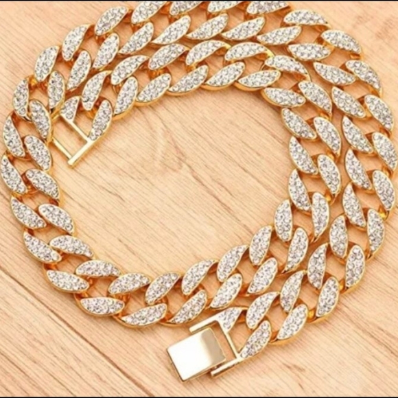 Iced Out Miami Cuban Choker Chain Necklace | 16mm | Gold - Picture 2 of 2